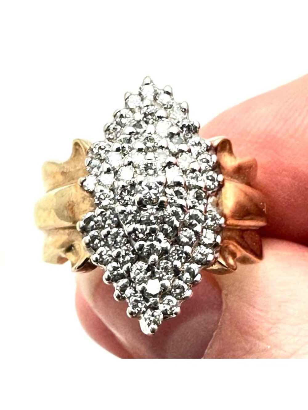 Vintage 10K Yellow Gold Ring 1 Carat Total Weight Diamond Cluster Size 7